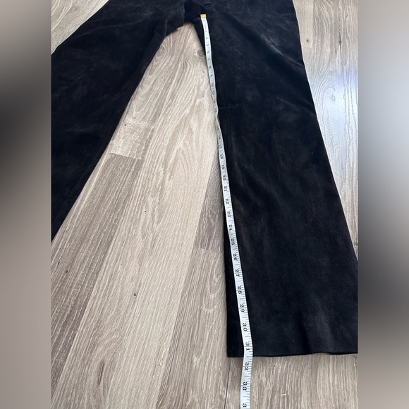 Danier Leather Pants - Picture 5 of 11